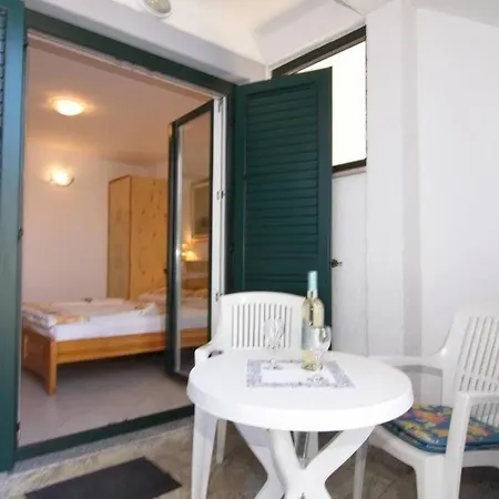Apartment St Lucia
