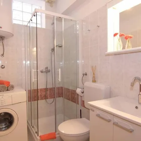 St Lucia Apartment Porec